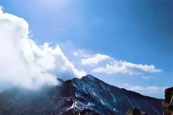 登太白峰