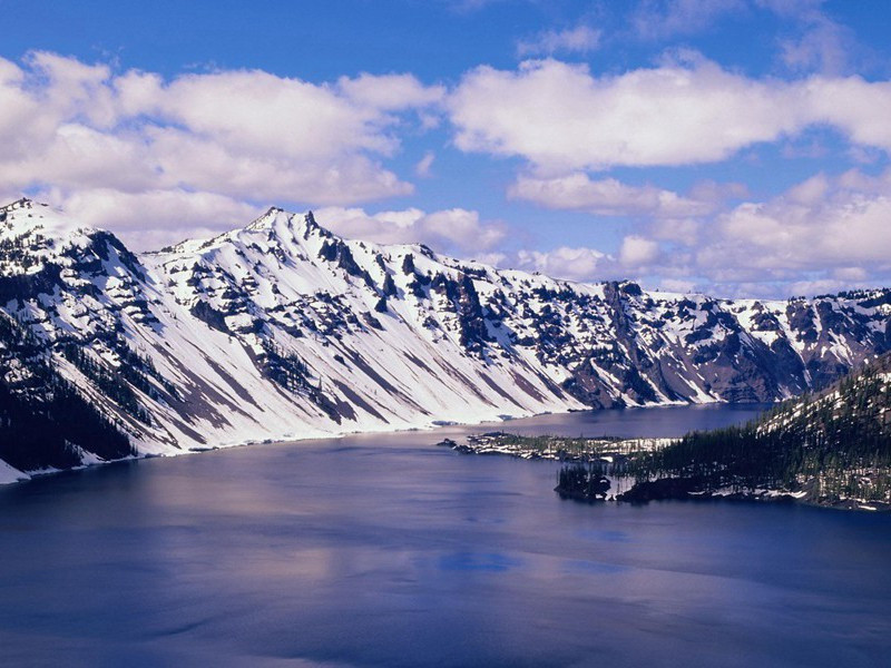 瀚海百重波,阴山千里雪的意思出处赏析